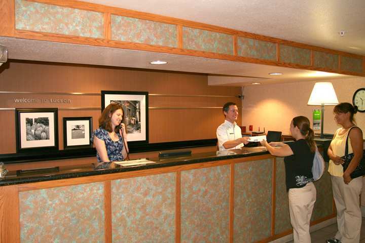 Hyatt Place Tucson Central Interieur foto